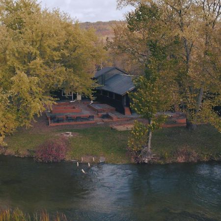 The June Motel, Beaver Valley Kimberley エクステリア 写真